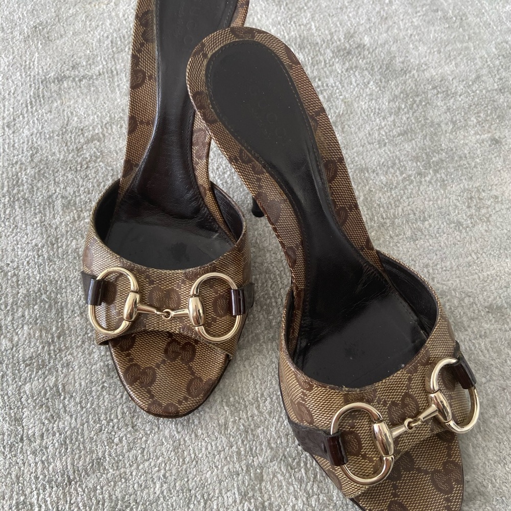Gucci slide heels